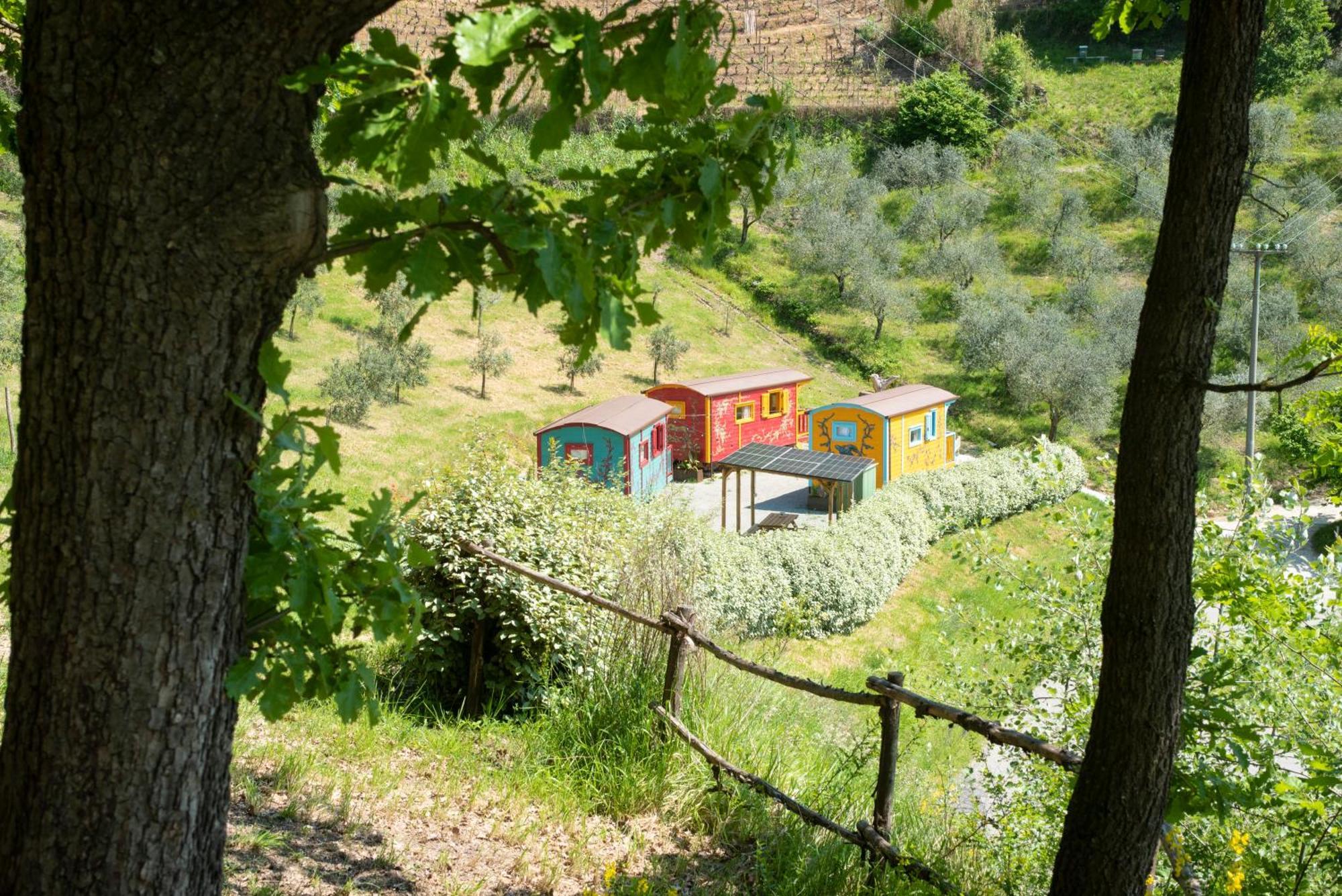 Agriturismo La Rovere - I Carrozzoni Gitani Коссано-Бельбо Экстерьер фото